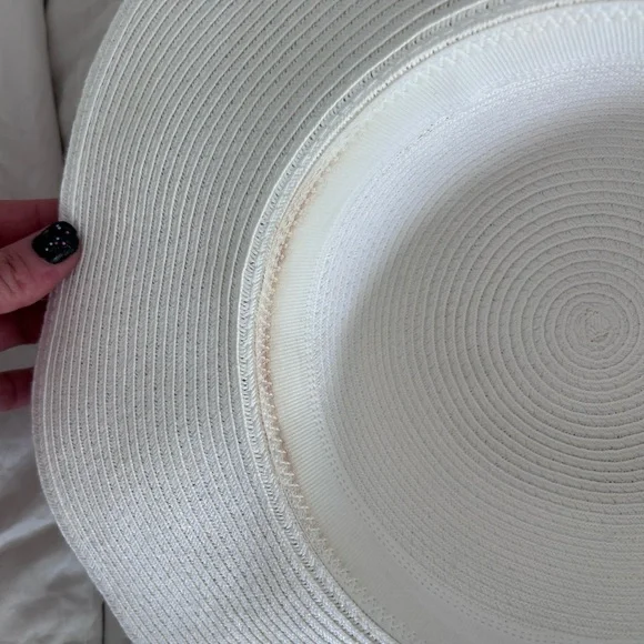 Time and Tru Classic White Wide-Brim Hat - Picture 5 of 9